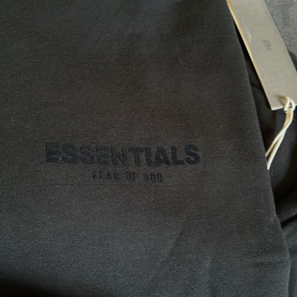Fear of God Essentials Pullover Hoodie - Picture 5 of 5